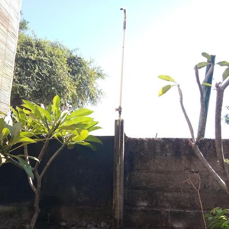 Sudi Homestay アメッド エクステリア 写真