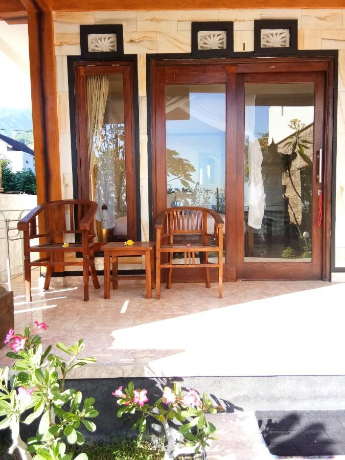 Sudi Homestay アメッド エクステリア 写真