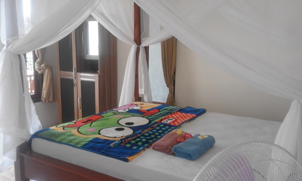 Sudi Homestay アメッド エクステリア 写真