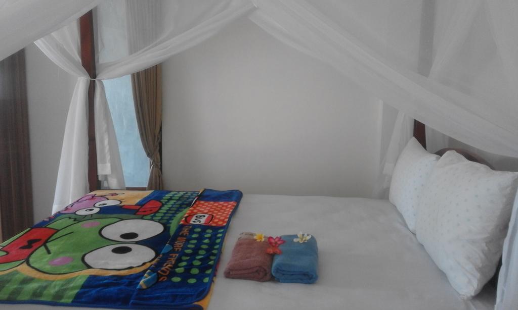 Sudi Homestay アメッド エクステリア 写真