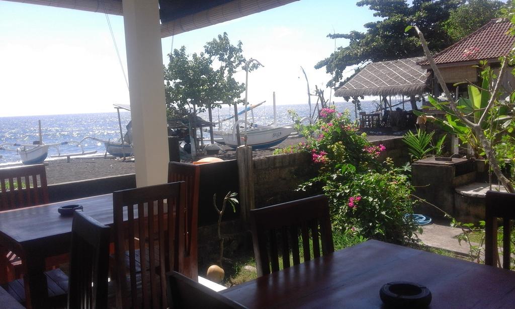Sudi Homestay アメッド エクステリア 写真