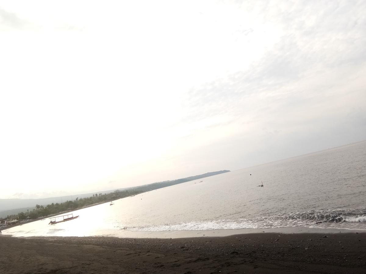 Sudi Homestay アメッド エクステリア 写真